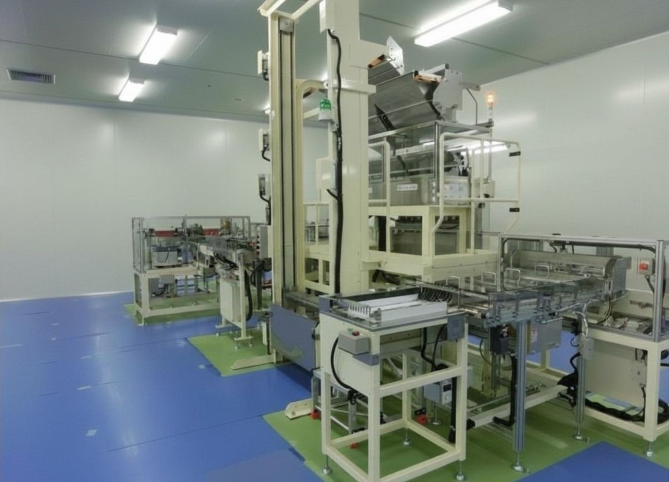 【容器供給→製品計量充填→蓋付 自動搬送設備】海外大手食品メーカ-:1枚目の写真